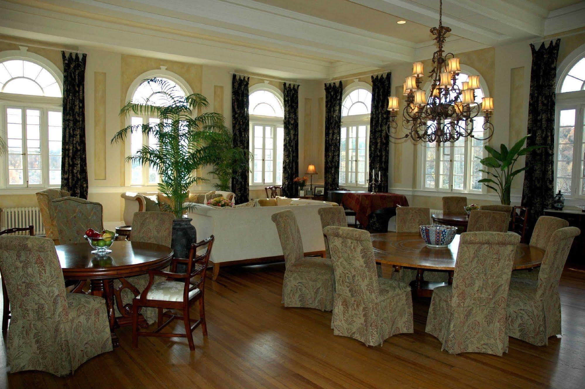 The Firehouse Inn Rutherfordton المظهر الخارجي الصورة
