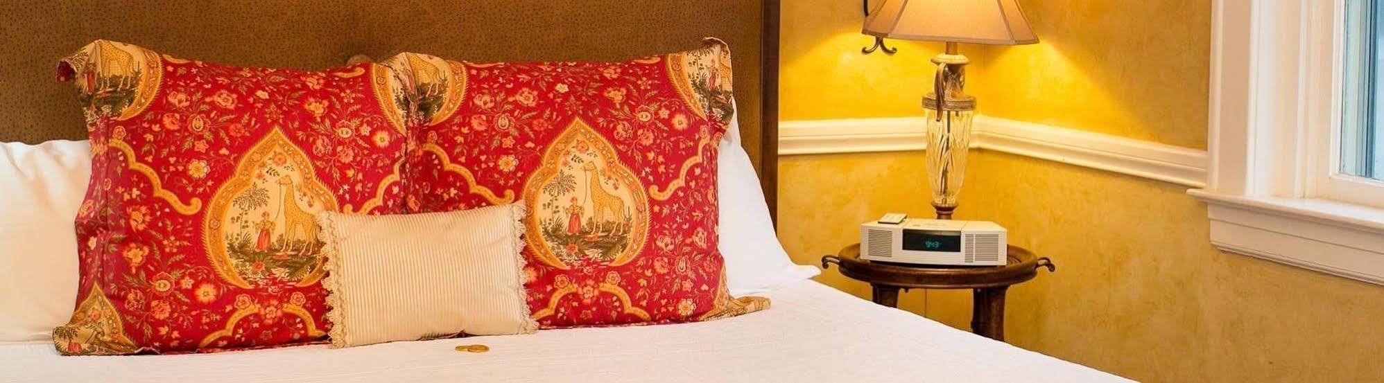 The Firehouse Inn Rutherfordton المظهر الخارجي الصورة